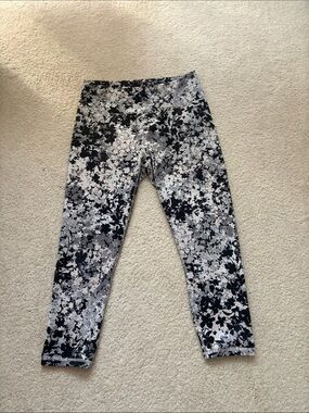 Fabletics Powerhold leggings